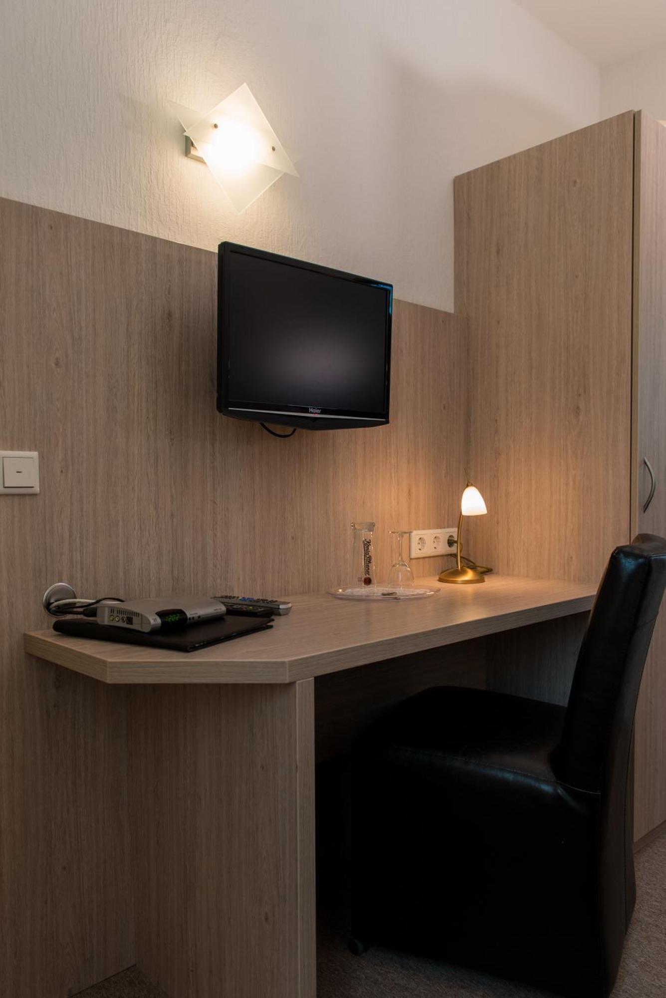 Ziegenbruch'S Gastronomie Hotell Spenge Exteriör bild
