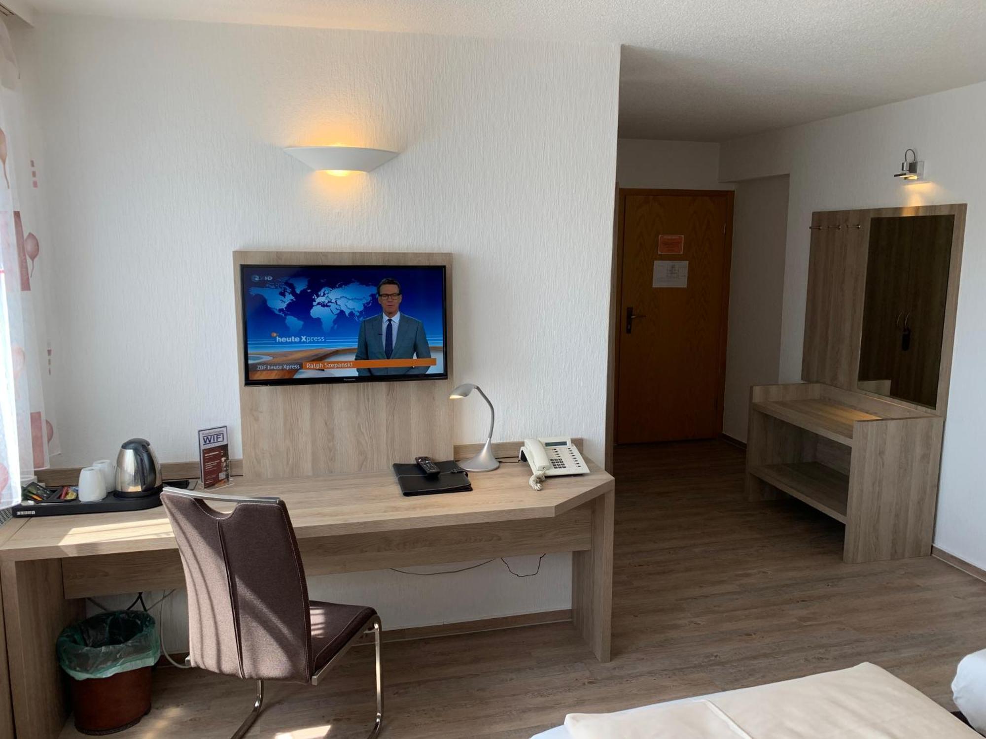 Ziegenbruch'S Gastronomie Hotell Spenge Exteriör bild