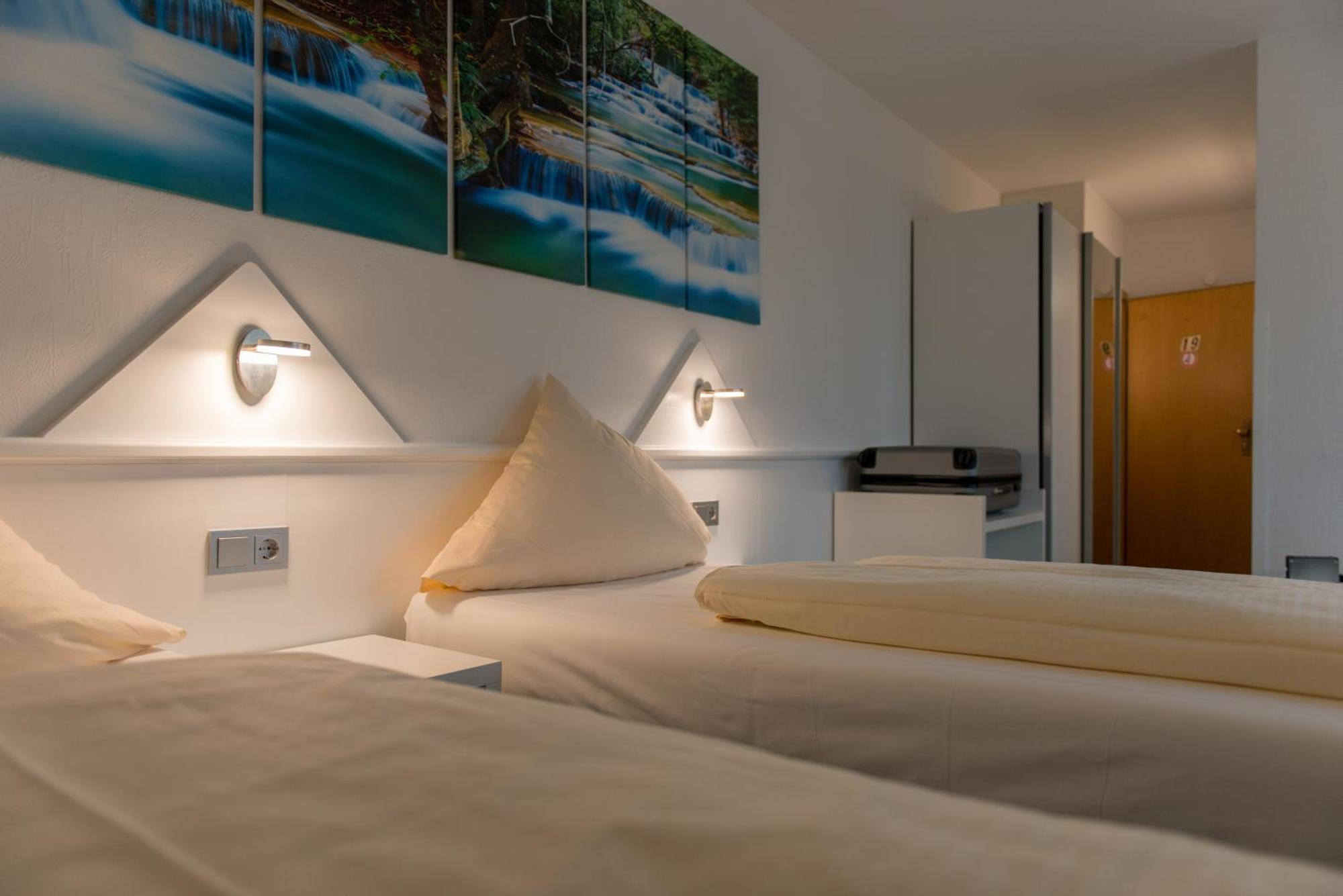 Ziegenbruch'S Gastronomie Hotell Spenge Exteriör bild